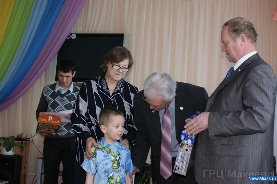   . " "          "Ҹ "    