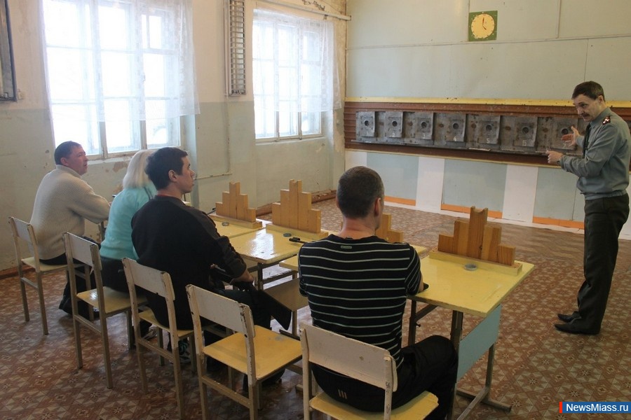  ""  .      ""      17   