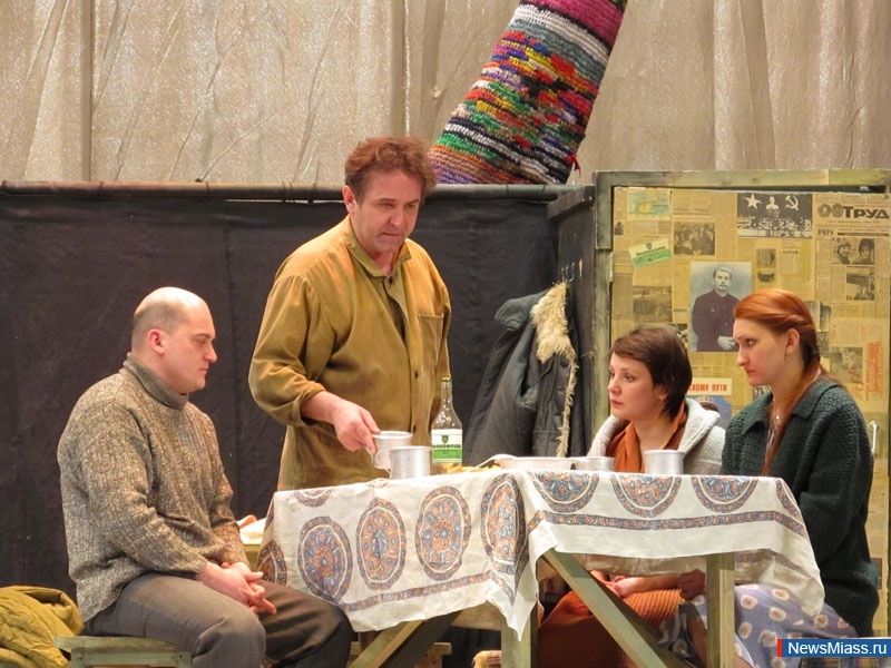  -    .      " "   ,    ""