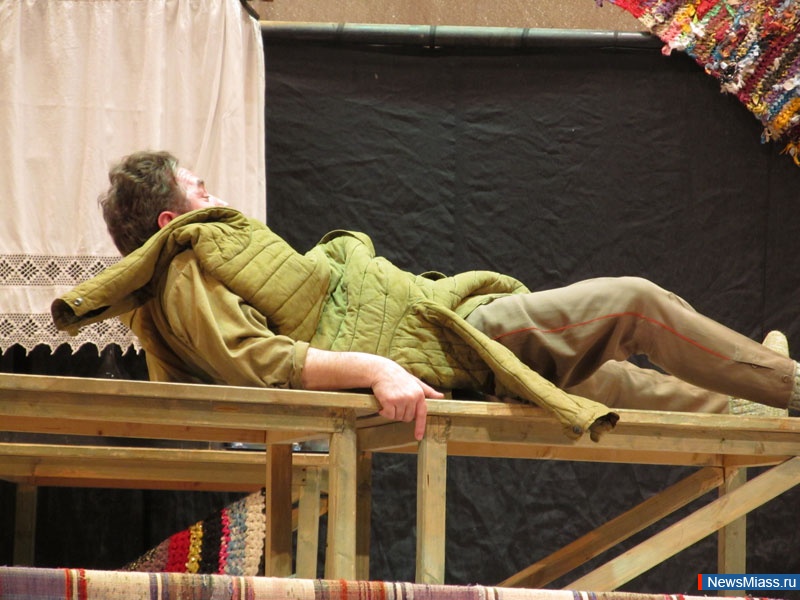  -    .      " "   ,    ""