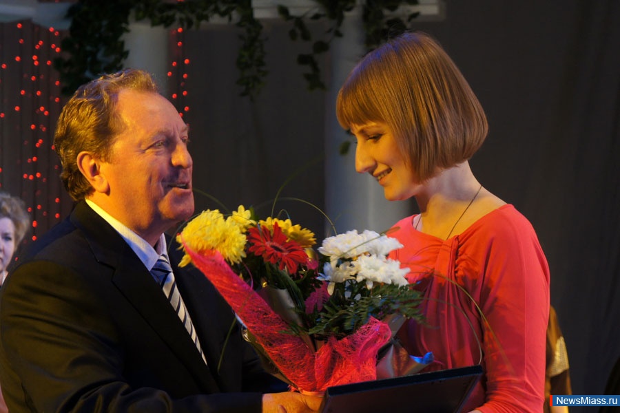 ���� ���������� ������ ��� ������. ������ �������� �������������� ������ "����" ���������� �� ������������� ������ � �� "��������������������"