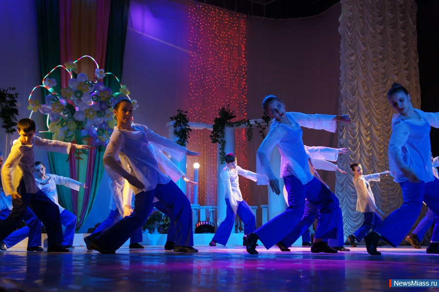 ���� ���������� ������ ��� ������. ������ �������� �������������� ������ "����" ���������� �� ������������� ������ � �� "��������������������"