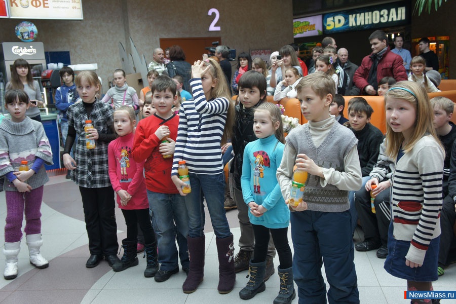  ""  " ".   ""          3D " "