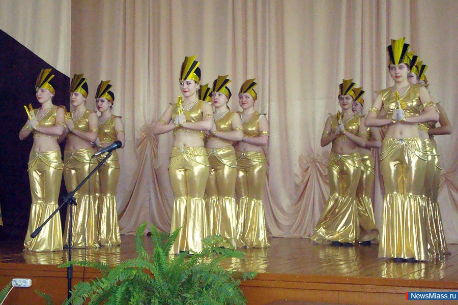  ,   .   "  "         16