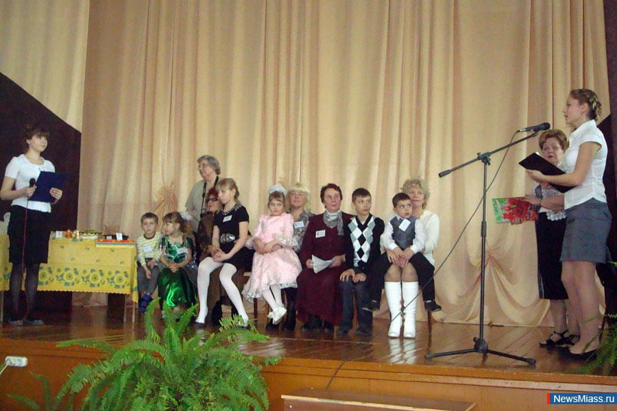  ,   .   "  "         16