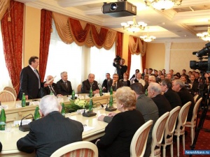 ����������� "�������" � "������"