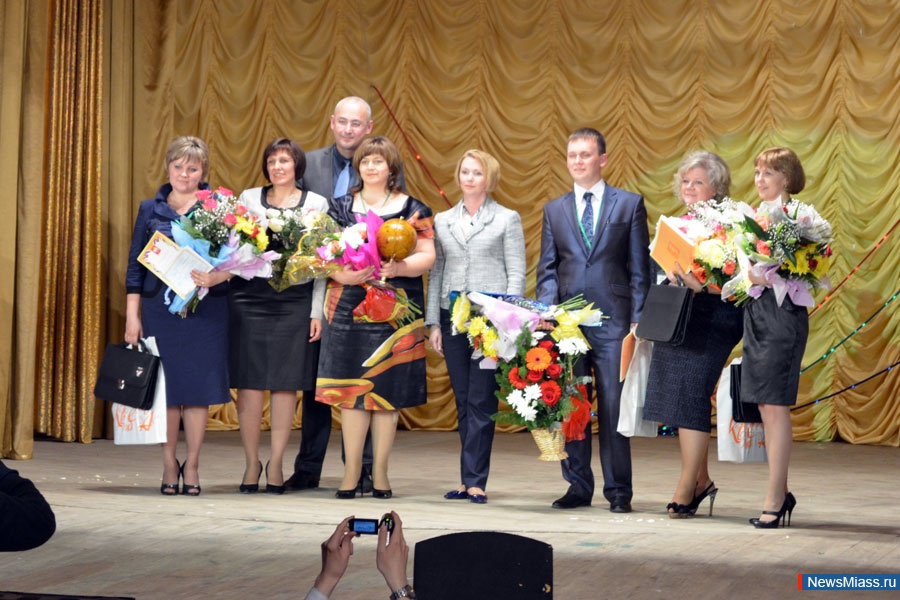   .      10           "  2013"