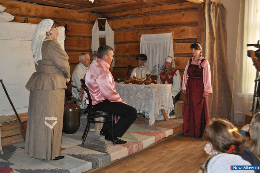 "  -2013": !.    18  19           