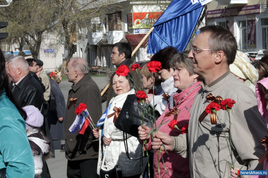    !.  ,                 68-  