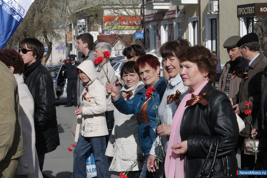    !.  ,                 68-  