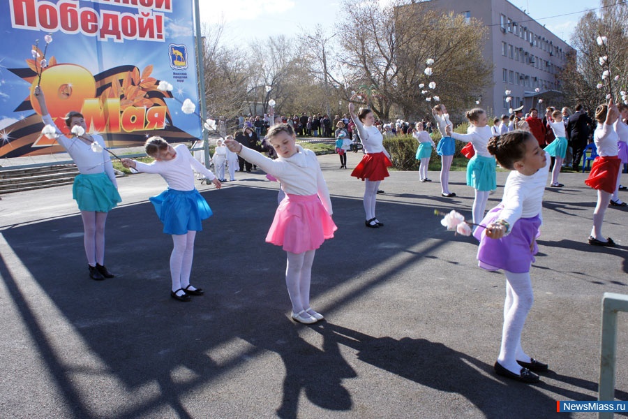    !.  ,                 68-  