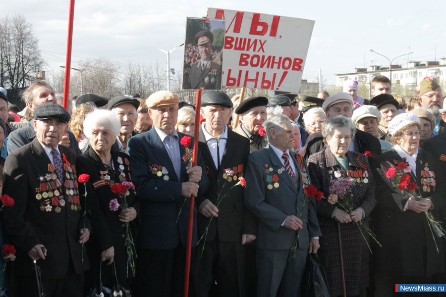    !.  ,                 68-  