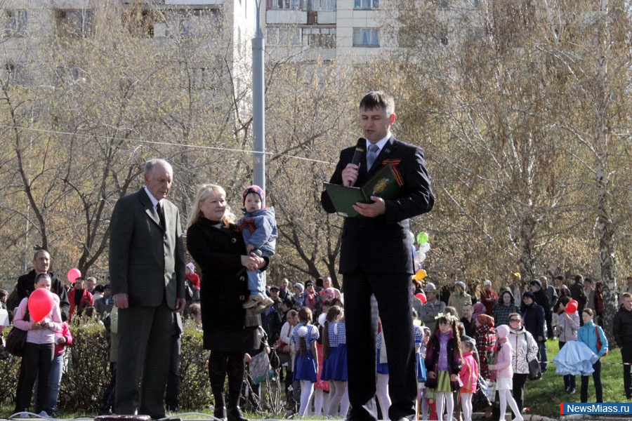    !.  ,                 68-  