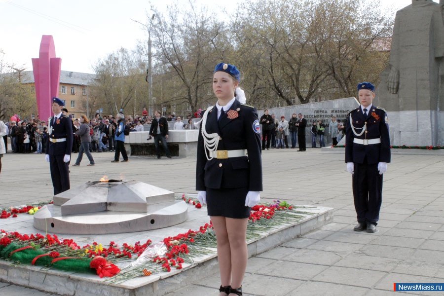    !.  ,                 68-  