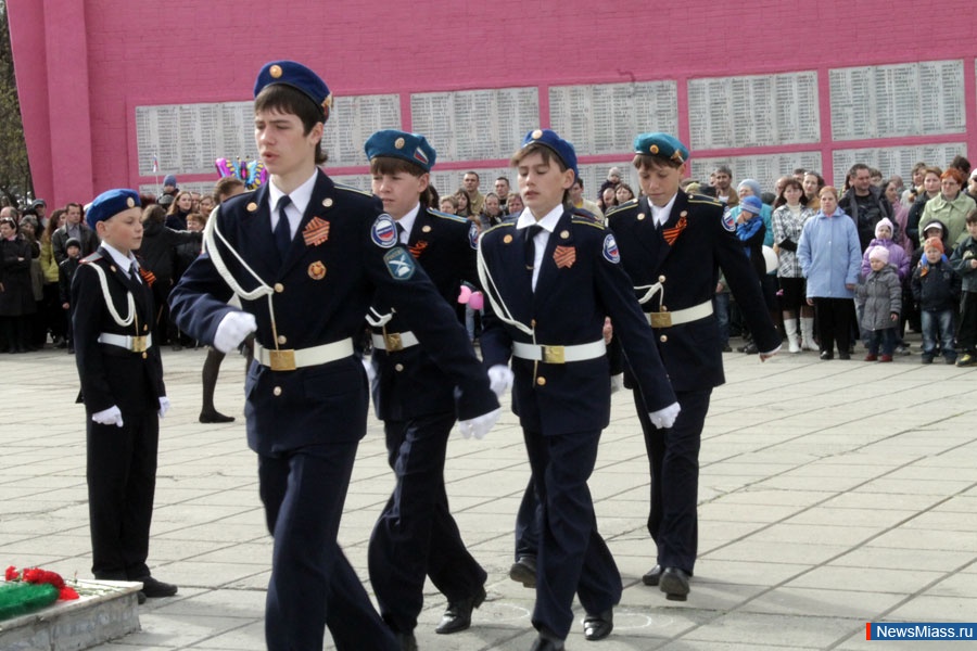    !.  ,                 68-  