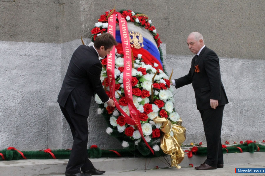    !.  ,                 68-  