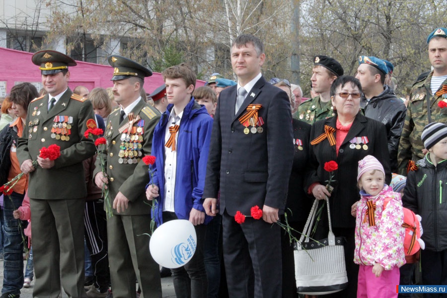    !.  ,                 68-  