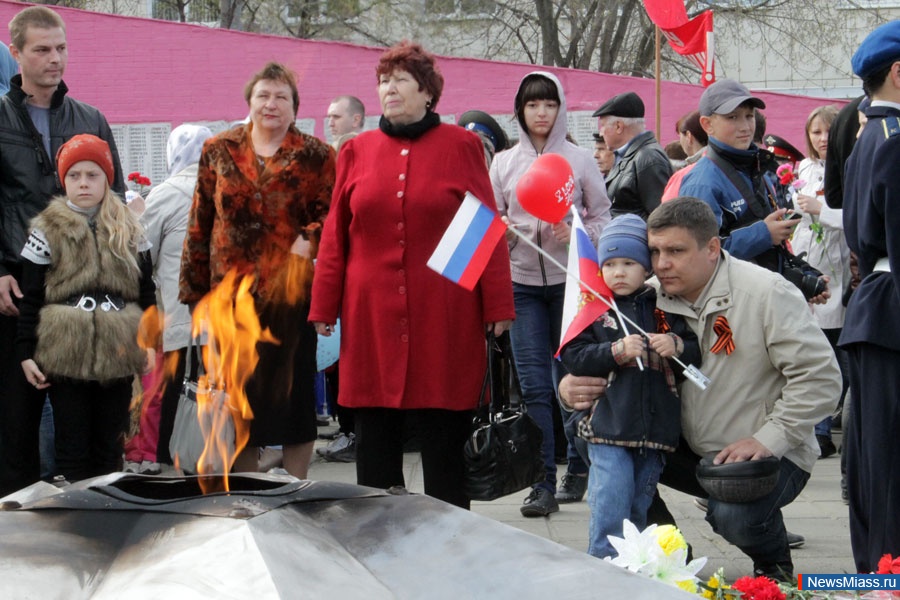    !.  ,                 68-  