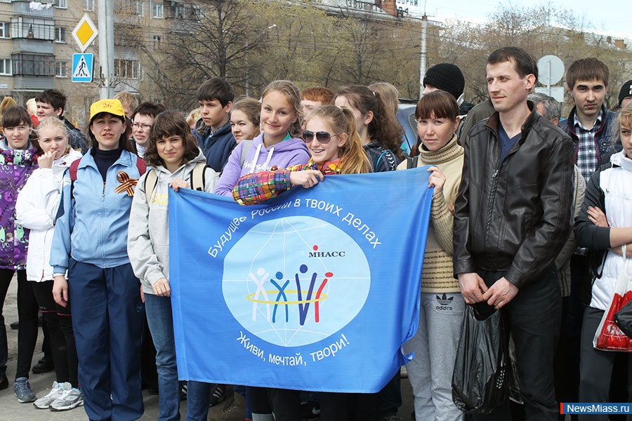     .  76  9          " "