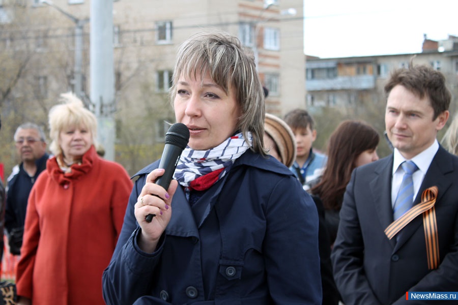     .  76  9          " "