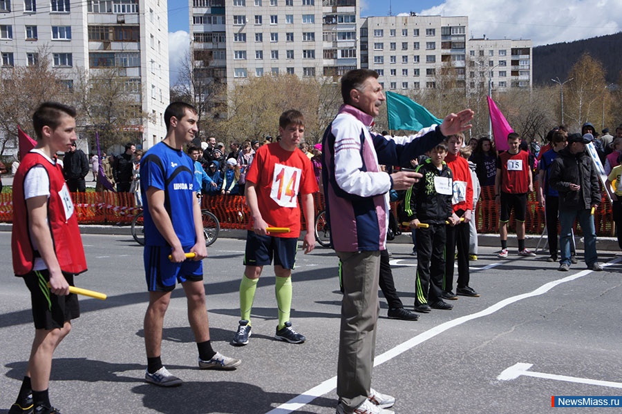     .  76  9          " "