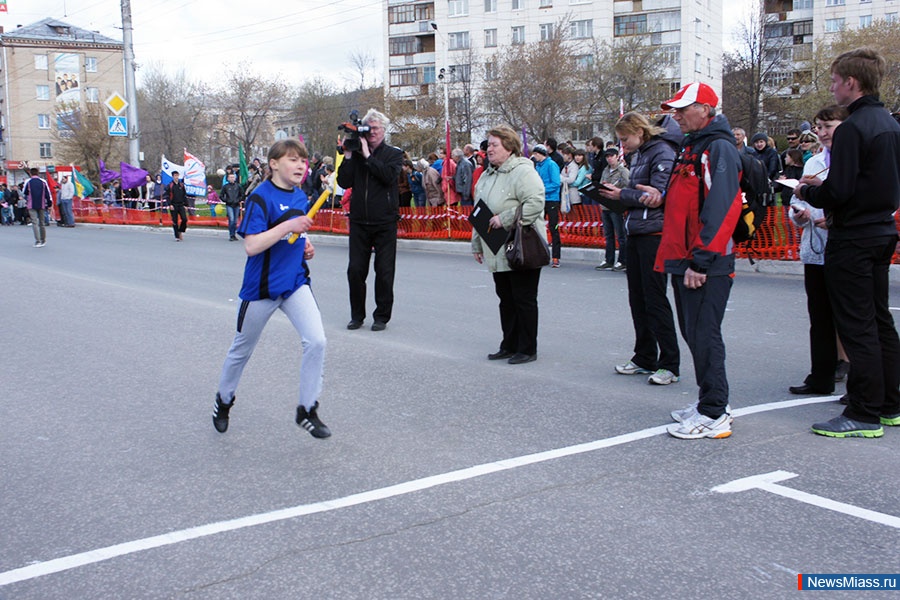     .  76  9          " "