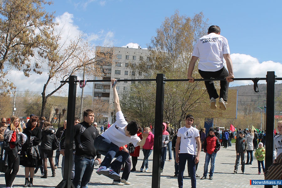     .  76  9          " "