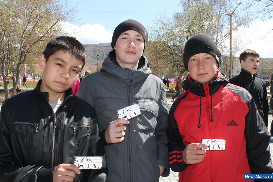     .  76  9          " "