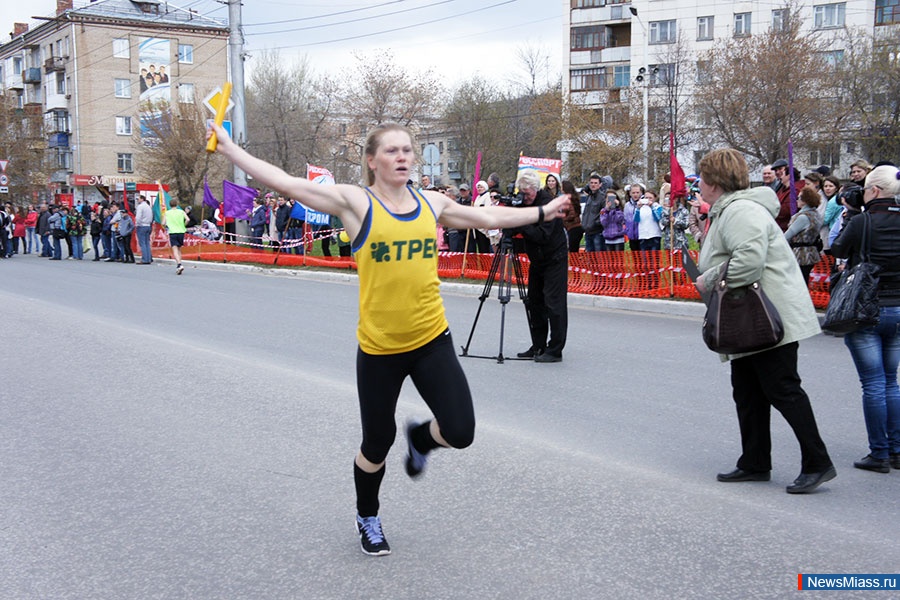     .  76  9          " "