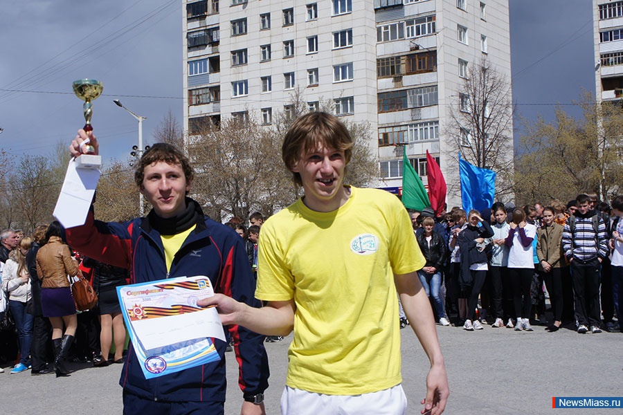     .  76  9          " "