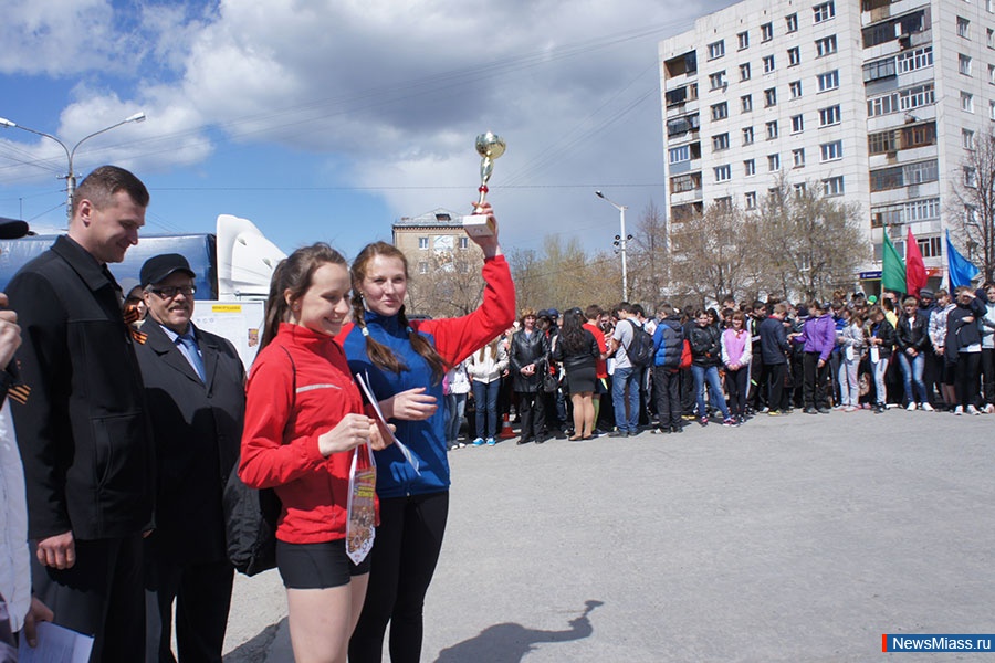     .  76  9          " "