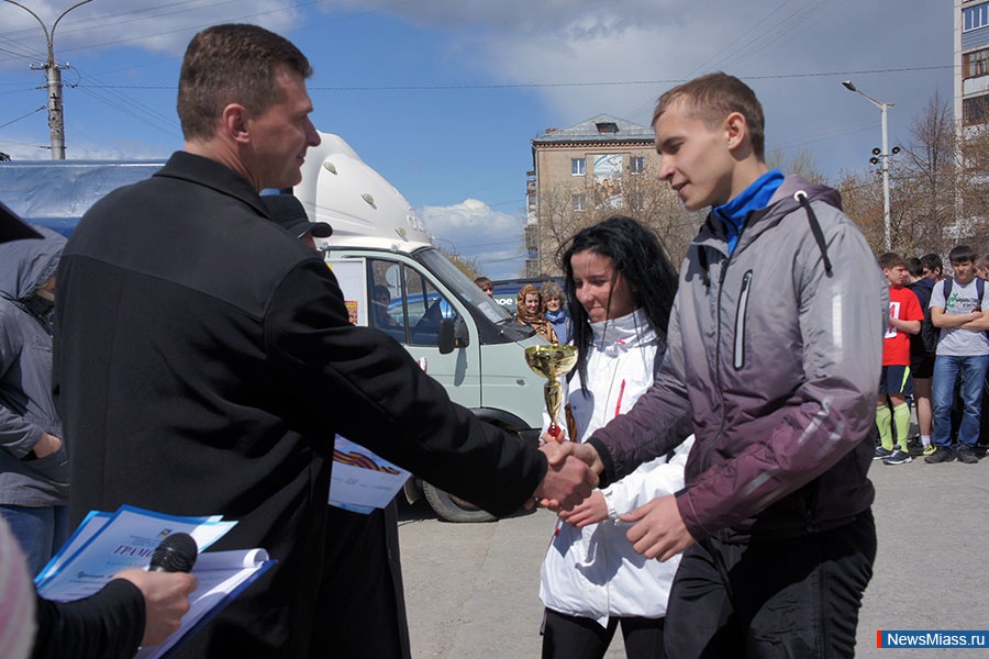     .  76  9          " "