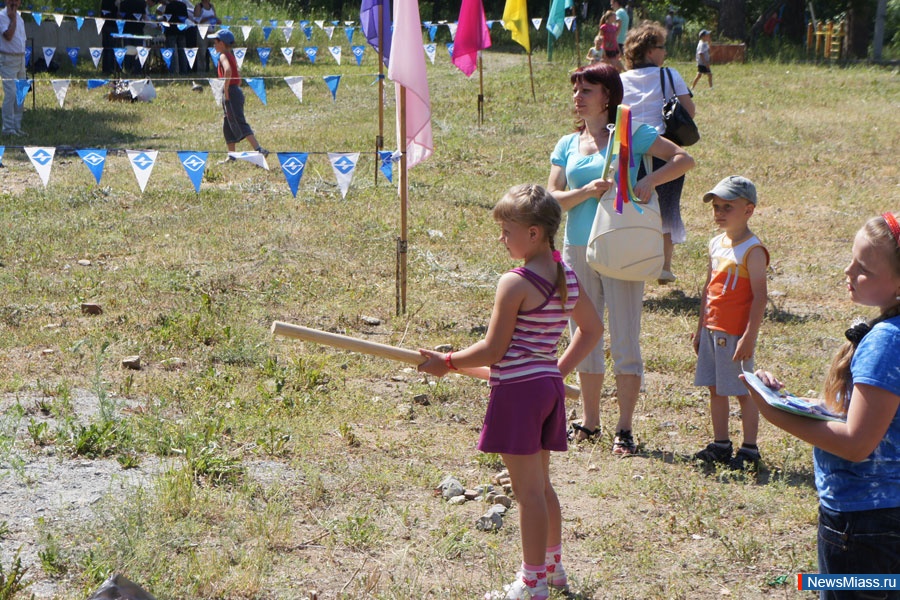    "".    8  -     "" -    