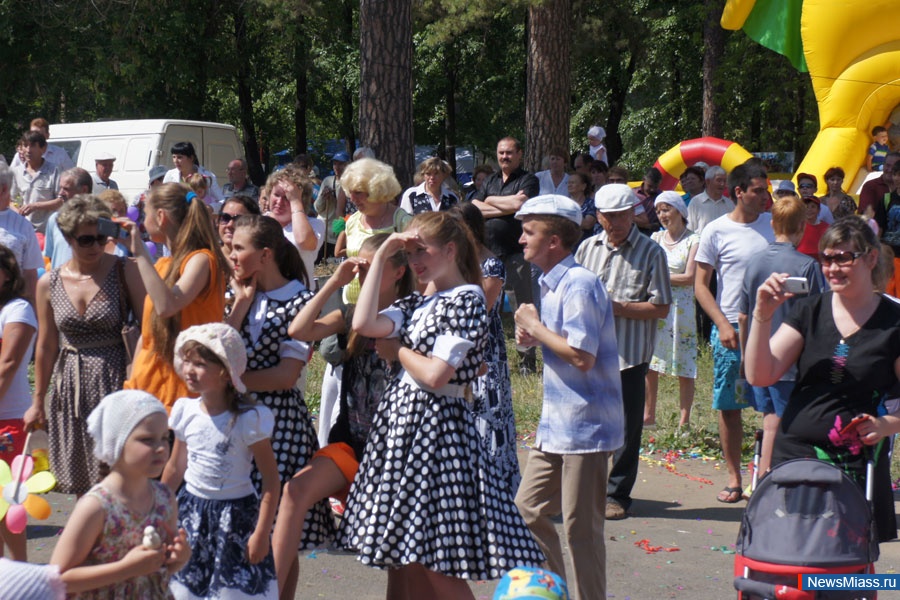    "".    8  -     "" -    