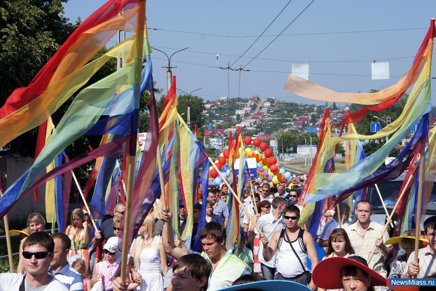    "".    8  -     "" -    