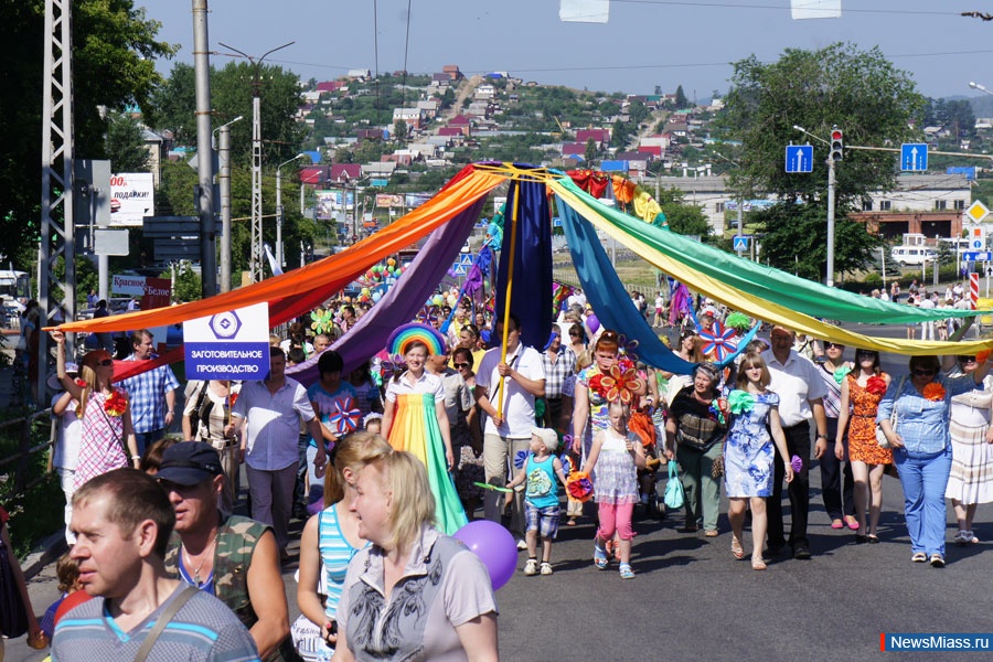    "".    8  -     "" -    