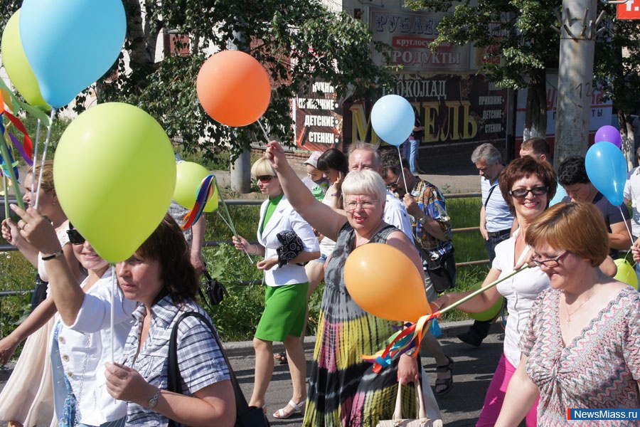    "".    8  -     "" -    