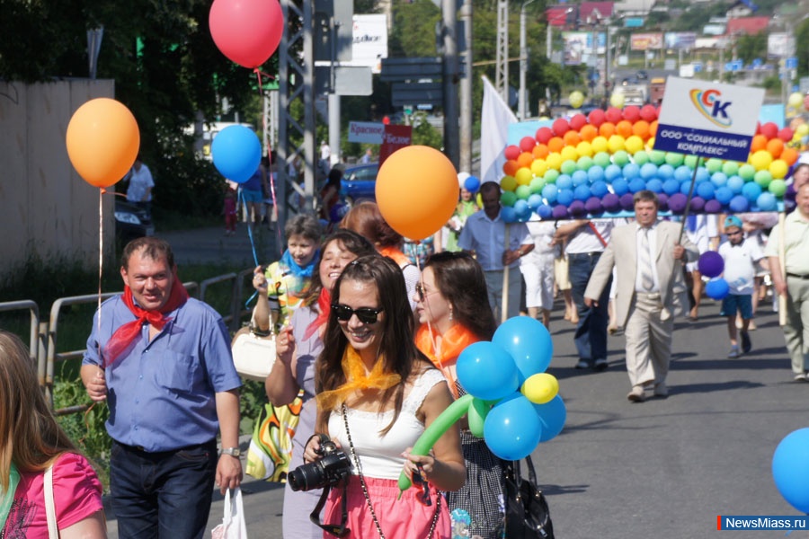    "".    8  -     "" -    