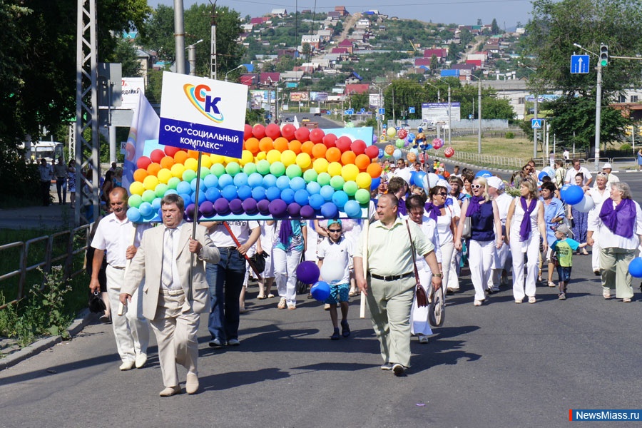    "".    8  -     "" -    