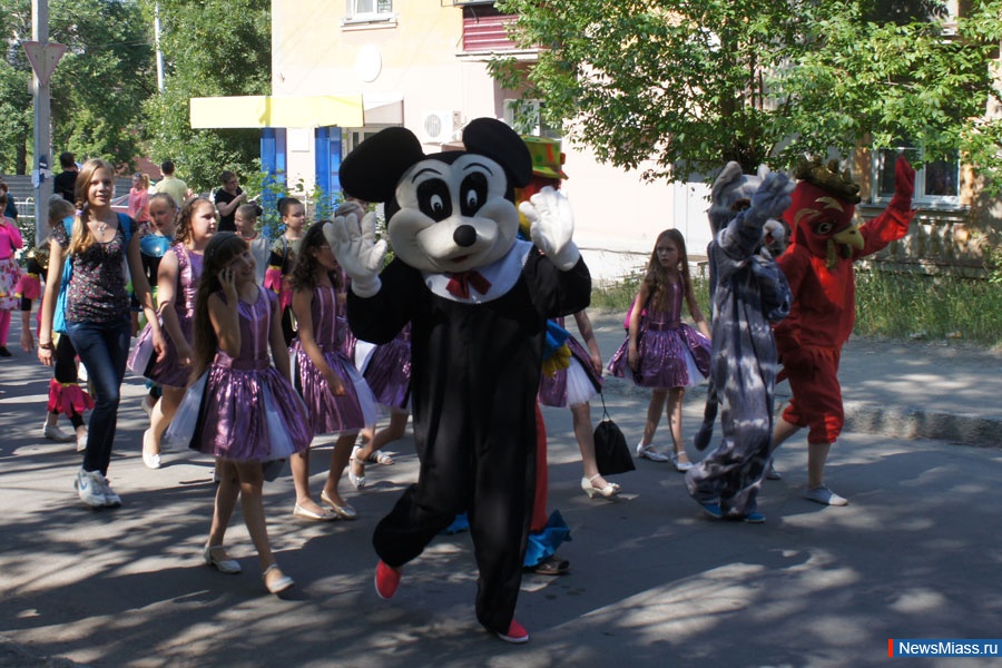    "".    8  -     "" -    