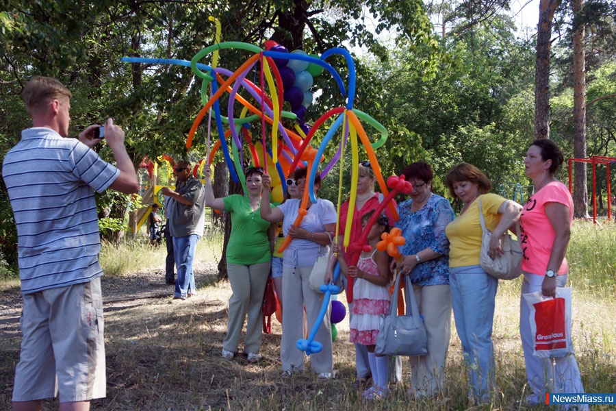    "".    8  -     "" -    