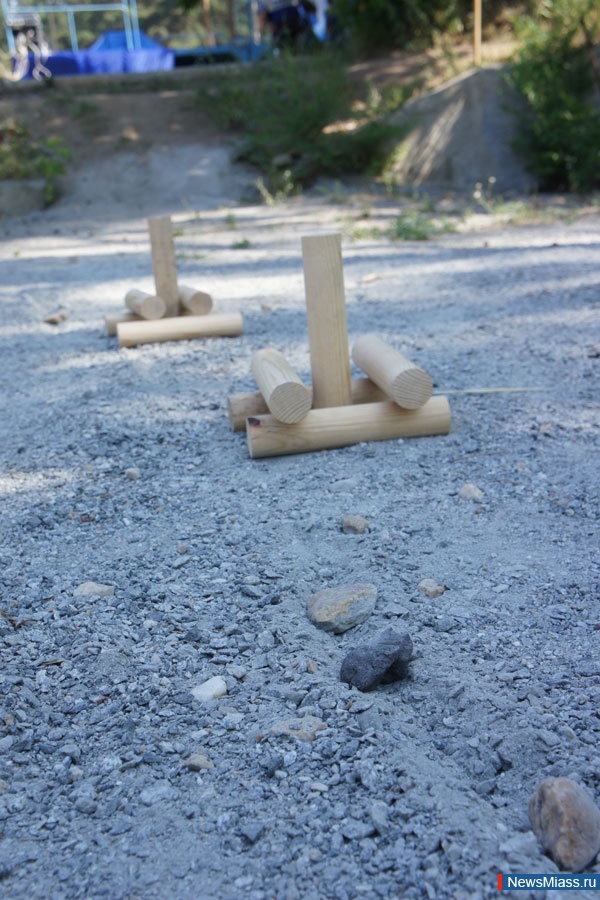    "".    8  -     "" -    