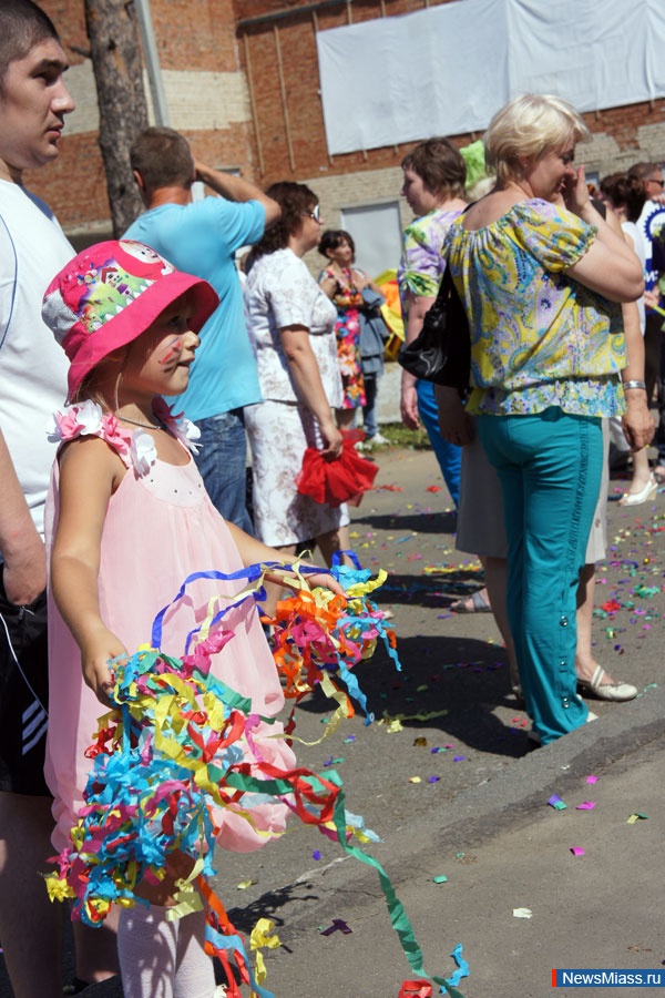    "".    8  -     "" -    