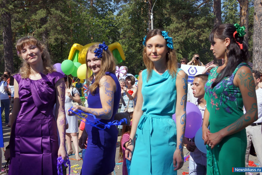    "".    8  -     "" -    