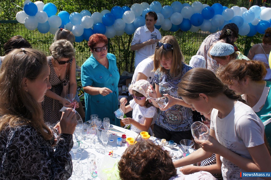    "".    8  -     "" -    