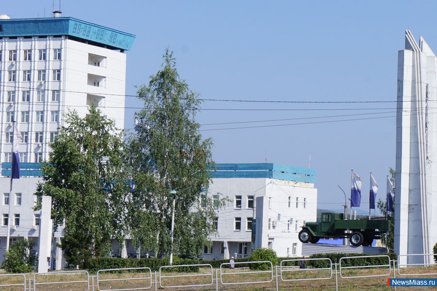    "".    8  -     "" -    