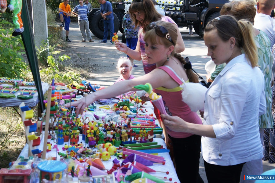    "".    8  -     "" -    