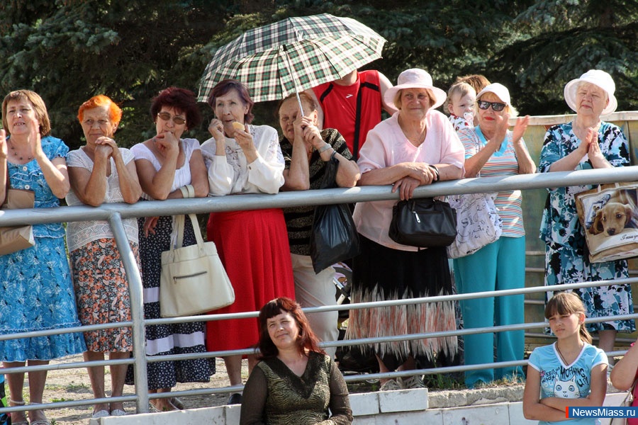   -  !. ,    ,      ""    