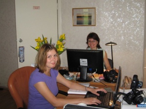 ��� 9 ���!