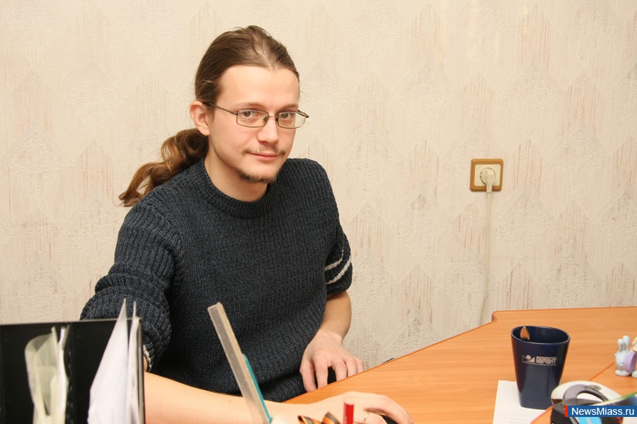  9 !. 9  2004    "NewsMiass.ru"   ,        